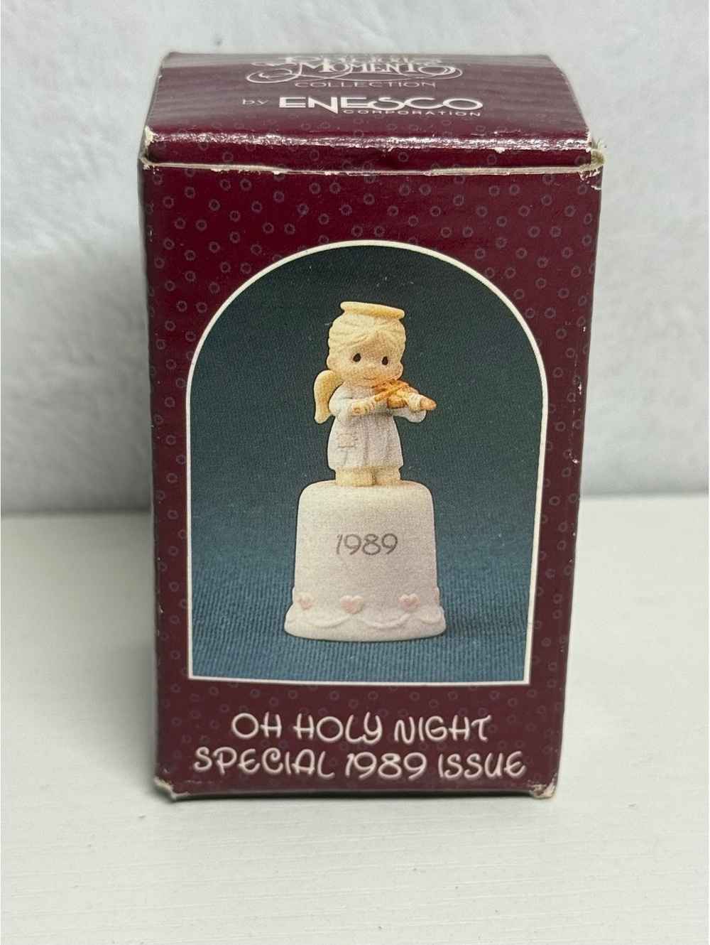 Precious Moments 1989 “Oh Holy Night” Annual Edition Porcelain Thimble